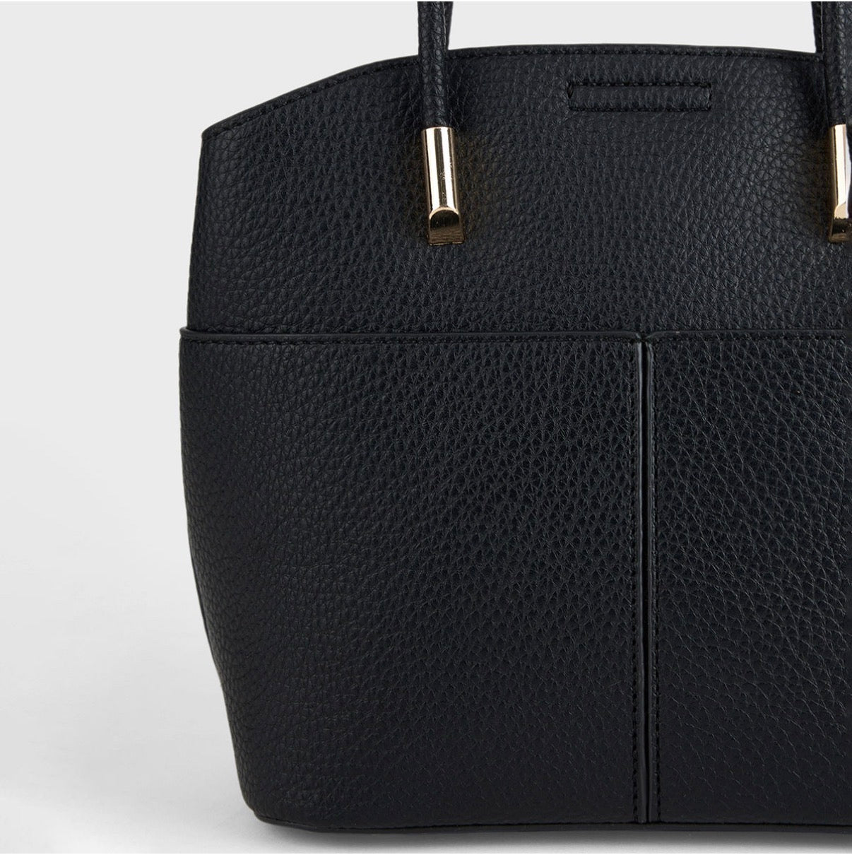Boss Muse Handbag with detachable Sling Belt – Belzaa.in